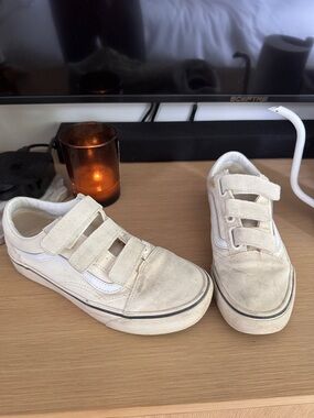 Kids Beige Velcro Skate Sneakers
